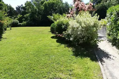 Image de Jolie T2 avec piscine