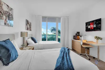 Image de Elegant Studio | Full Amenities | Inspiring Views