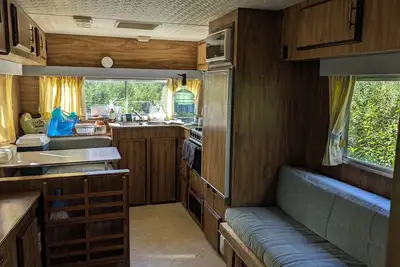 Image de Cozy Vintage Camper Fort St James
