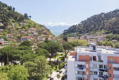 Image de Feel at Home Near Berat’s Old Town – Welcome to Deir Apartment. Hosted by Denisa