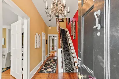 Image de Amazing Location-Parker House Est 1806-King Beds-Warren Sqr-Courtyard-Parking