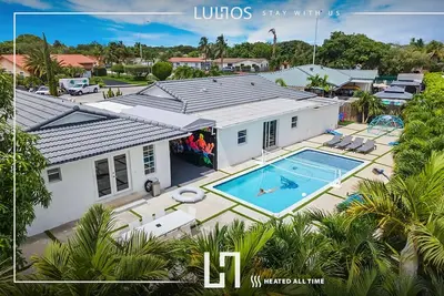 Image de Luxury 6br Retreat - Golf, Gym, Bbq, Games & Fun