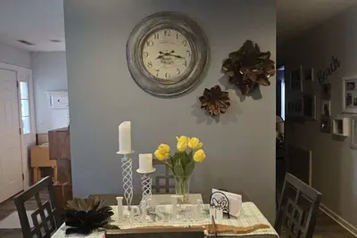 Image de Cozy 2br 2ba condo in welcoming Hall of Fame City, just 3. 6 mi from it all! ! !