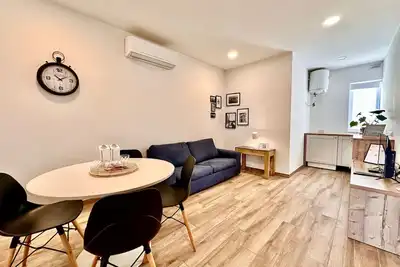 Image de Stylish Flat off the Sea Front