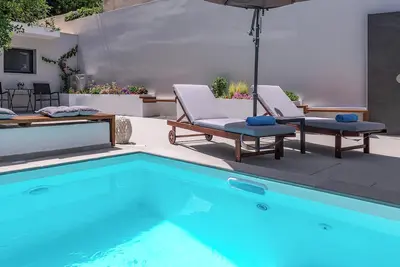 Image de Two Bedroom Apartment with Garden View | Fd Luxury Suites Nafplio
