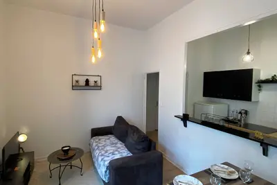 Image de Charmant Appartement dans le centre - 2 chambres - 100% équipé - Parking gratuit