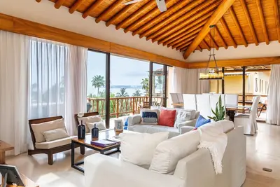 Image de Turquesa - Penthouse, Two Level Beach (30 Steps)