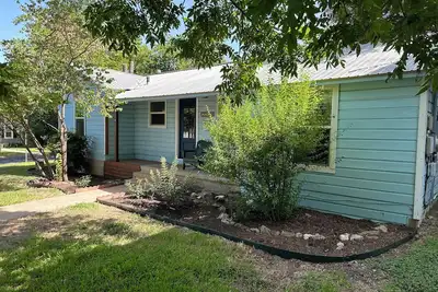Image de Charming 3-bedroom Blue house in lovely Austin