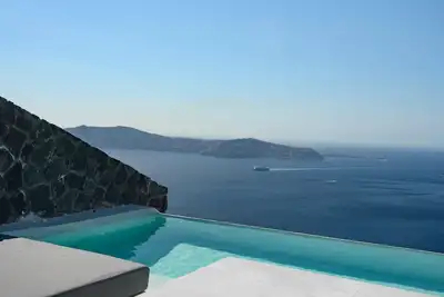 Image de Masterful Santorini Suite | Morgen Faust Suite | Breathtaking Sea Views | Private Furnished Terrace with Infinity Pool | Adults Only | Imerovigli