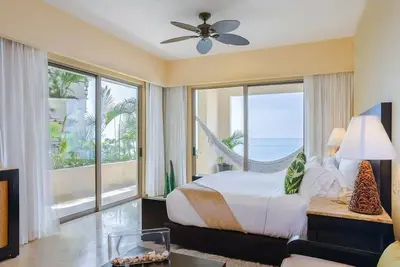 Image de Chic 3 bedroom Suite at Garza Blanca Resort & Spa Cancun