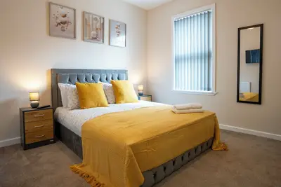 Image de Unique and cozy Home. 2 minutes walk to Liverpool stadium and Stanley Park.