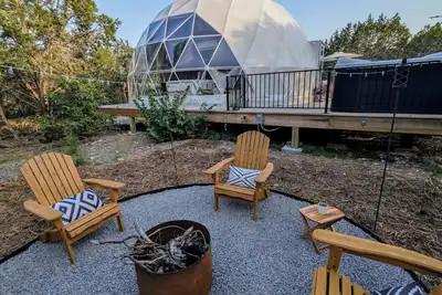 Image de Luxury Stargazing Geodome Experience!