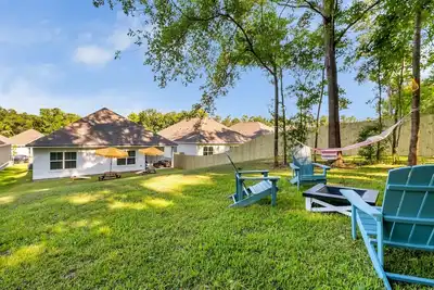 Image de Cozy 4 Bd House/Bbq & Backyard/15 mins to Fsu
