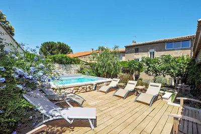 Image de Gorgeous home in Thézan-des-Corbières