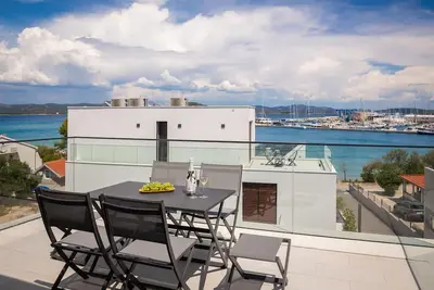 Image de Bel appartement à Betina avec WiFi