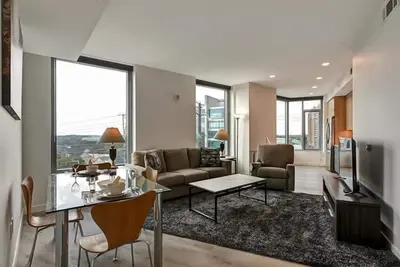 Image de Pool, Gym, Yoga Deck | 2br nr Reston Tc  & Metro