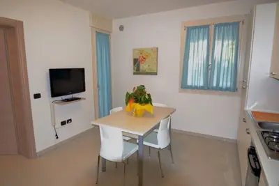 Image de Appartement lumineux entouré de verdure