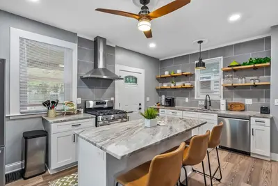 Image de 3br, 2ba Sfh in Central Columbus