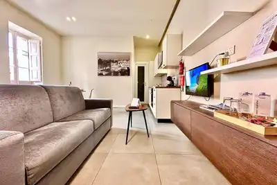 Image de Stylish 1 Bedr Apt next to The sea Front