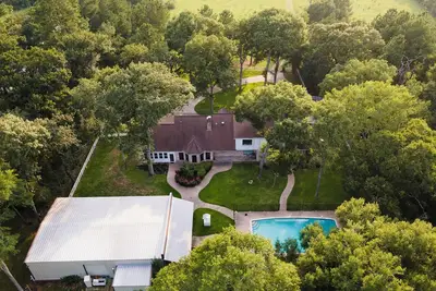 Image de Ranch Retreat on 70 Acres with Private Lake!