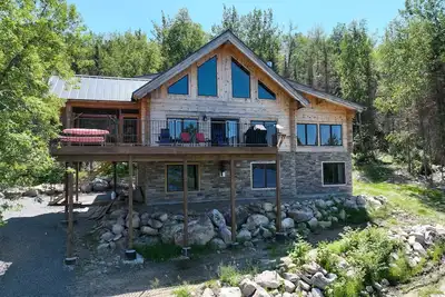 Image de Sunset Cove Retreat - private bay in Crane Lake with year-round availability!