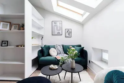 Image de Elegant Home in Krakow's Kazimierz