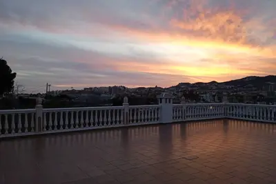 Image de Two storey House with private terrace. Coast. Beach. 5 minutes walking to center