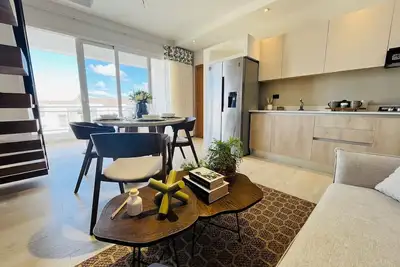 Condo Paradis de Plage entièrement meublé, 2 chambres / 2 salles de bains,