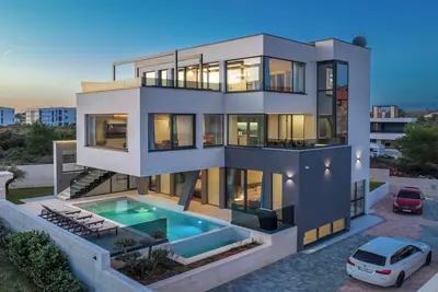 Image de Villa Nerra by Istrabook