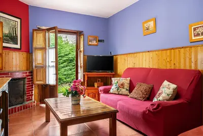 Image de Maison de campagne \"Socastillo C\" avec vue sur la montagne, terrasse privée et jardin privé