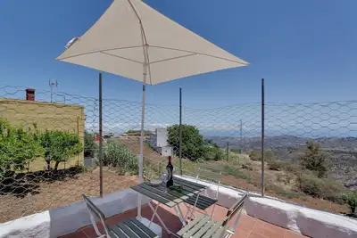 Image de Maison de vacances 'Balcón De Galaz' avec vue sur la mer, terrasse privée et jardin privé