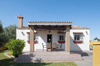 Image de Maison de vacances 'Huerta Del Sol 2' avec vue sur la montagne, piscine privée et Wi-Fi