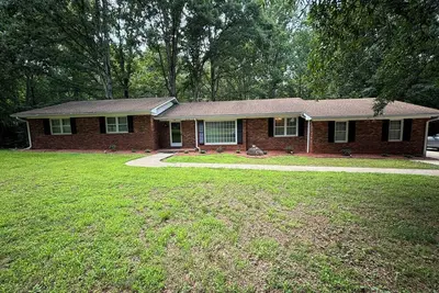 Image de Hidden gem in the woods