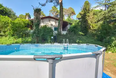 Image de Appartement confortable de 2 chambres à.