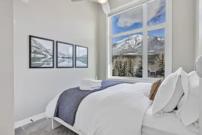 Image de Mountain View Townhouse, Private Garage + Patio + Central Ac