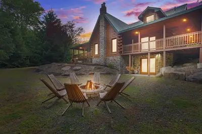 Image de New Family Cabin near Lake Wallenpaupack-Hot Tub-Trails