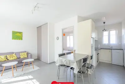 Image de Appartement T2 à 100m de l'Océan, tout confort avec parking privatif, pour 4 personnes