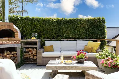 Image de The Old Shop House - sleeps 6 guests in 3 bedrooms