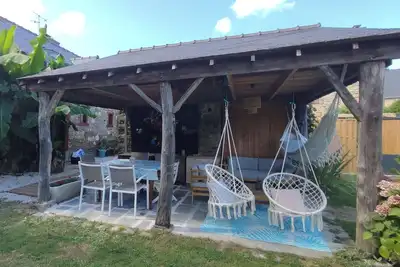 La ferme de Merlin \nJoli gîte de charme à la campagne, à 15' de St Malo