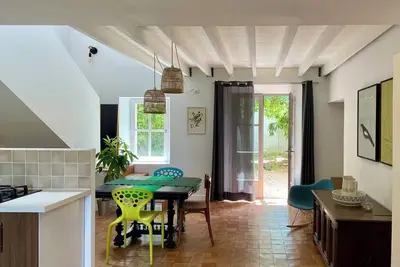 Image de Maison Bel Air, au calme avec accès pisicine