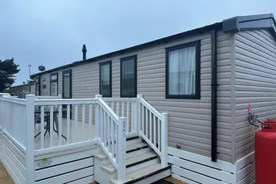 Image de All Year Cosy, Stylish Caravan at Par Sands - close to Fowey and Charlestown