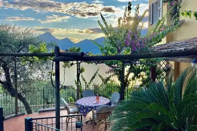 Image de Casa Oliva Castelletto sul Garda - Natura Pura in Vista Lago