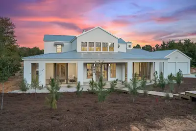 Image de Christmas Week Available | Lakefront Serenity Now w/ Pool, Beach Access & Views