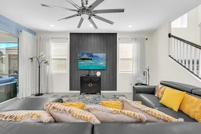 Image de Luxury 6 Bed Villa with Pool/Spa on Solara Resort Clubhouse - Minutes to Disney