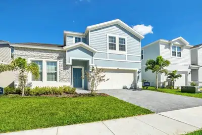 Image de The Ultimate New 8  Bedroom 6  Bathroom Resort Home