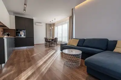Image de 2-bedroom fully equipped apartment in beautiful Burgas with Free Parking Spot