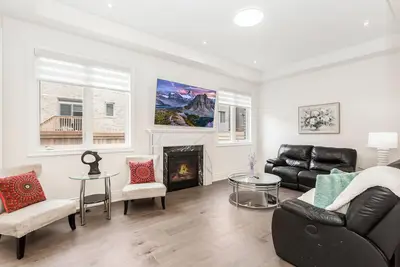 Image de Grand Villa near Burlington