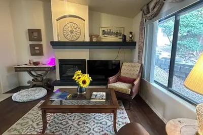 Image de Tranquility Condo - complete  Luxury 2 bedroom/2bathroom furnished- upscale WiF…