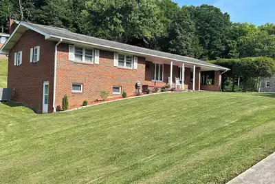 Image de The Wise Owl, a charming 3-bedroom home in Wise with WiFi, Ac
