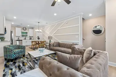 Image de Home Away w/ Master Suite - 3 Bedrooms / 2. 5 Baths